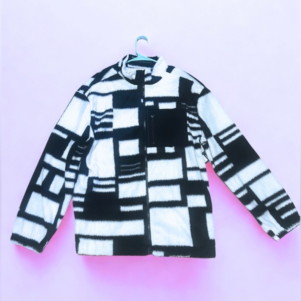 NWT No Boundaries Sherpa Trucker Jacket Unisex L (42-44) Oversized Geometric Y2K